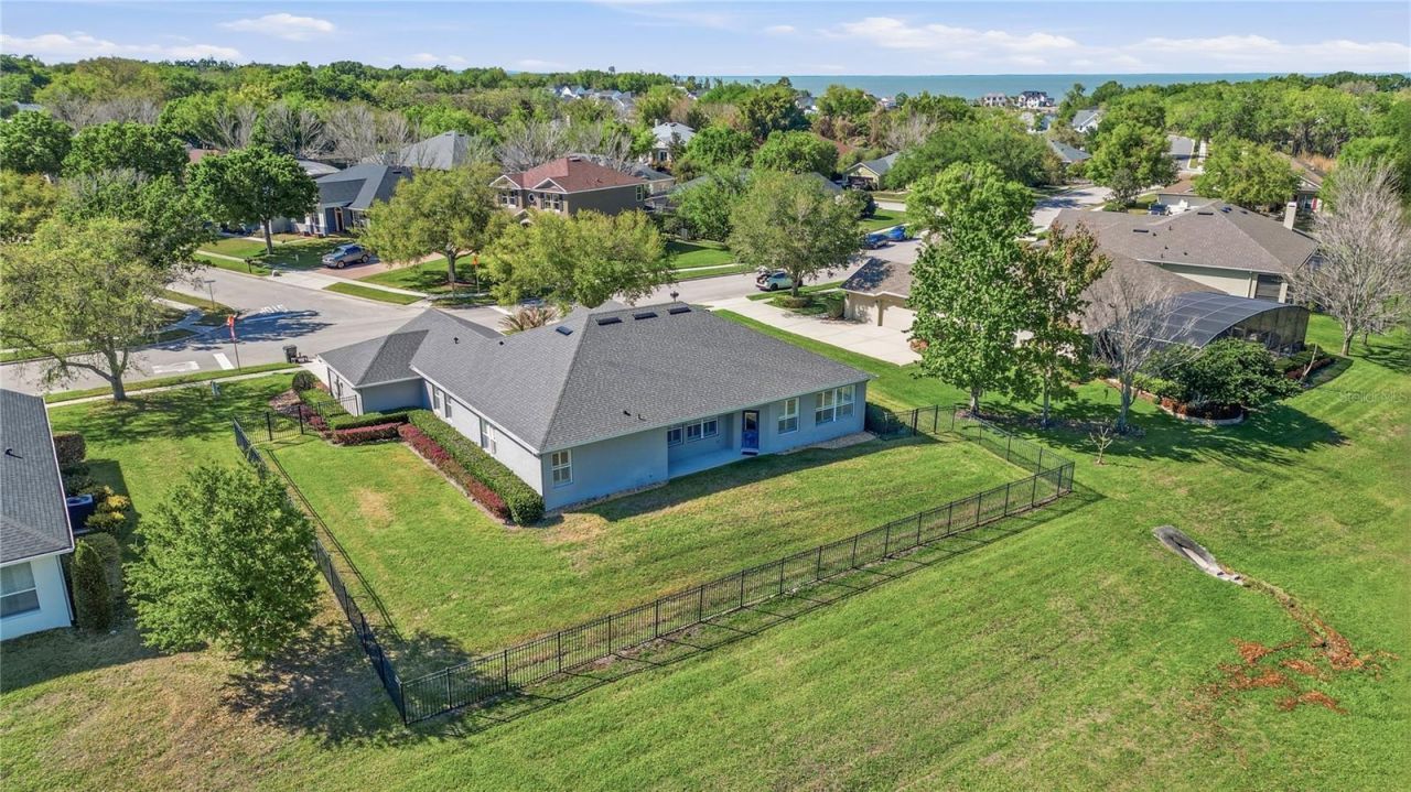 8 Winters Landing Drive, Oakland, FL 34787 Photo