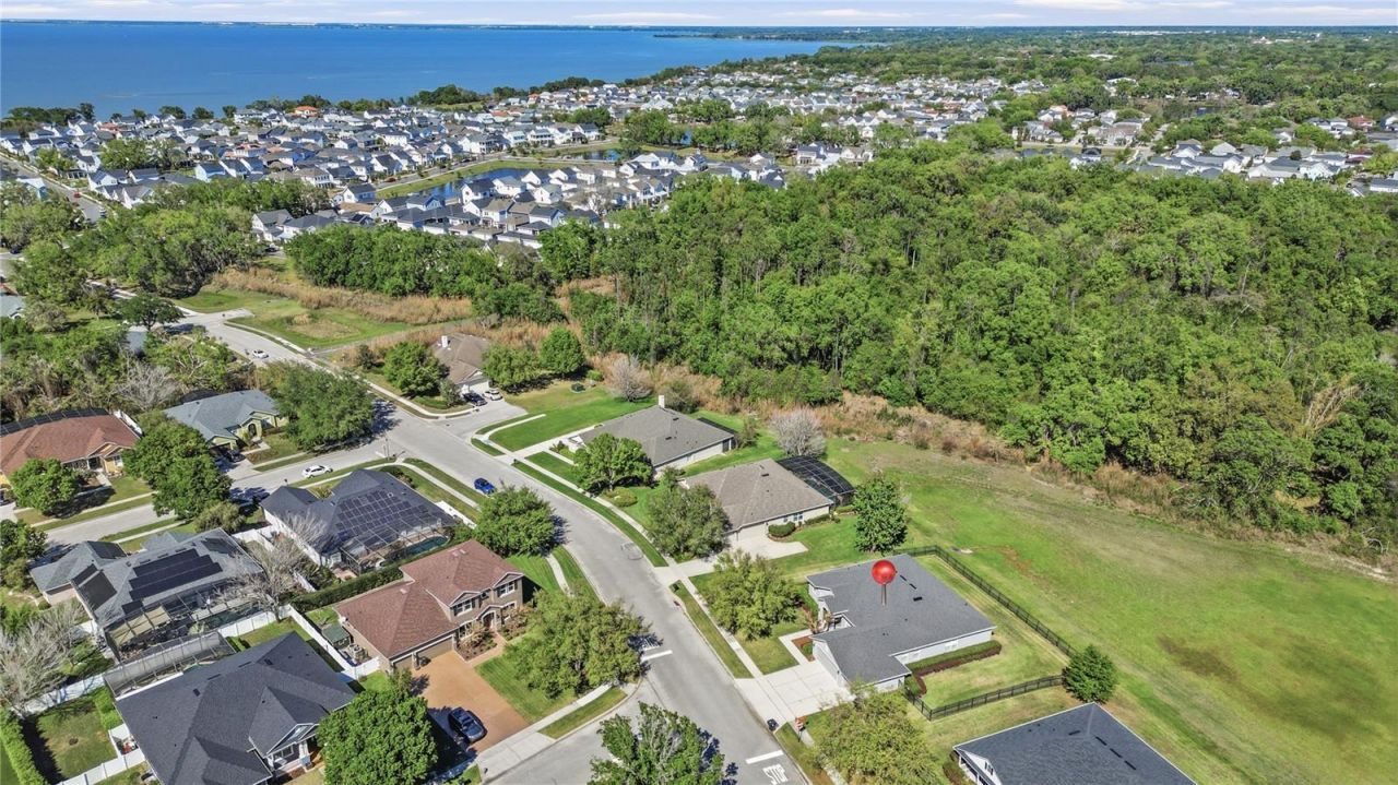 8 Winters Landing Drive, Oakland, FL 34787 Photo