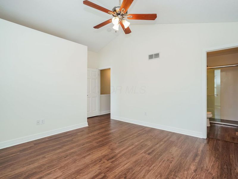 302 Triple Crown Way , Marysville, OH 43040 Photo 8