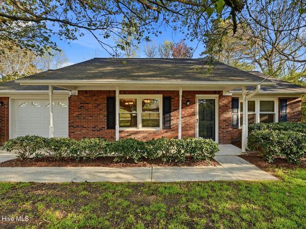 3221 Hemlock Road , Castle Hayne, NC 28429