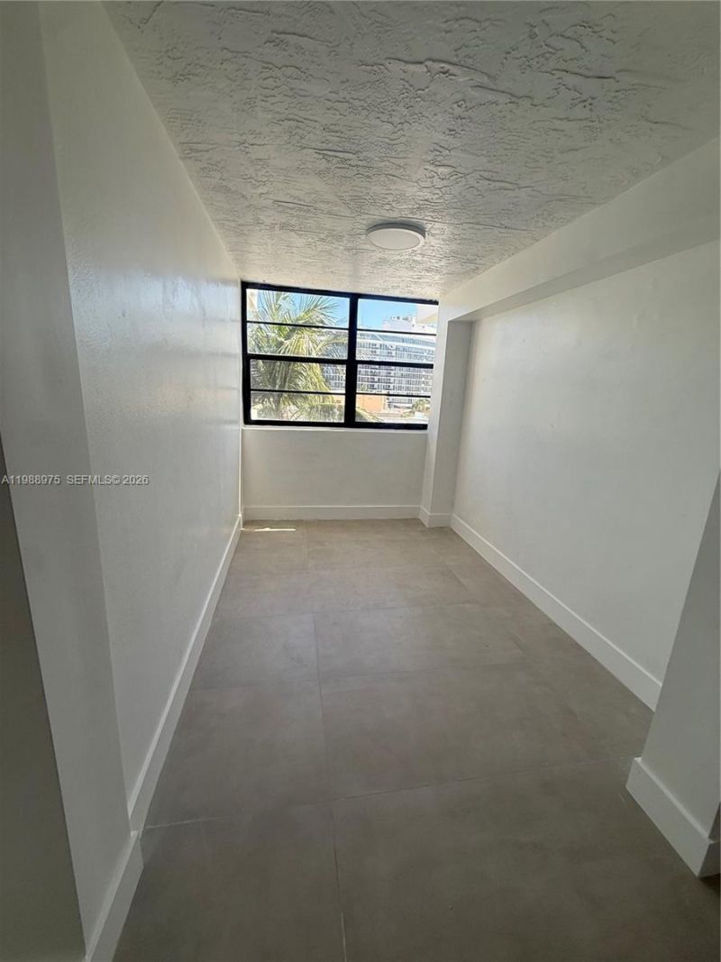 6937 Bay Dr , Miami Beach, FL 33141 Photo