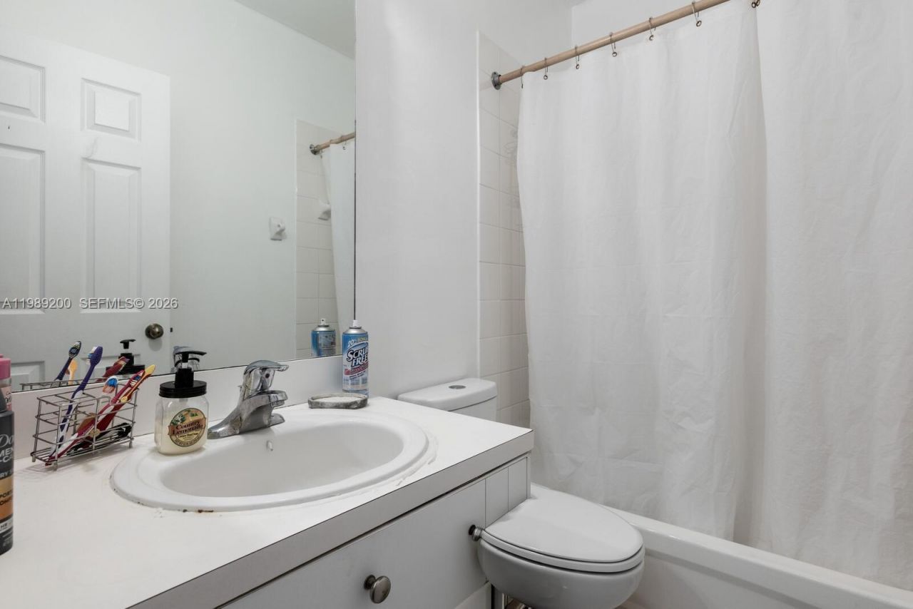 1490 NE 33rd Ave, Unit 104-13, Homestead, FL 33033 Photo