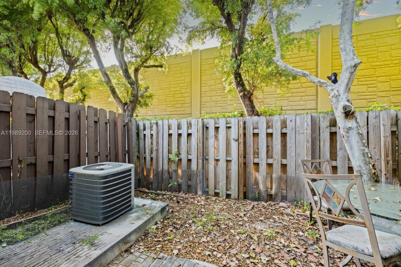 1490 NE 33rd Ave, Unit 104-13, Homestead, FL 33033 Photo