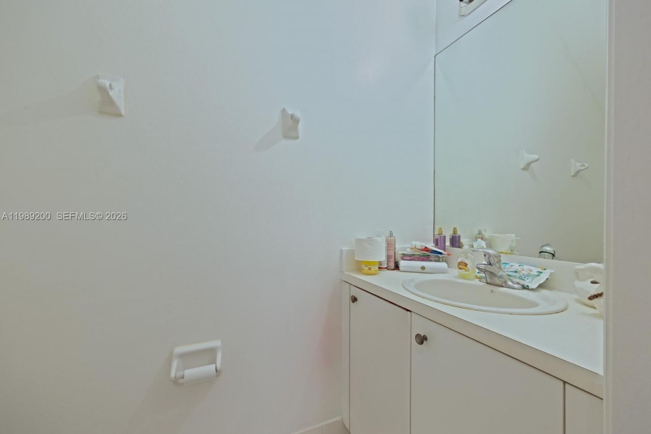 1490 NE 33rd Ave, Unit 104-13, Homestead, FL 33033 Photo