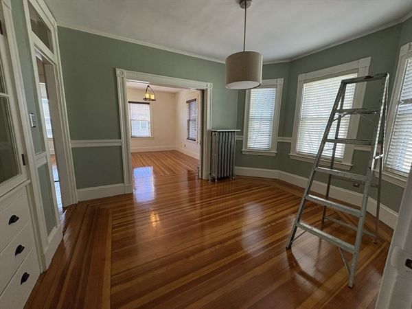 62 Ibbetson St, Unit B, Somerville, MA 02144