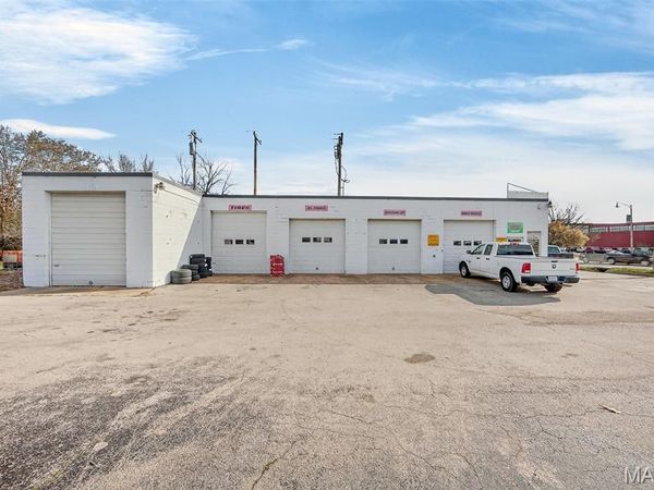 333 E Elm Street , Lebanon, MO 65536