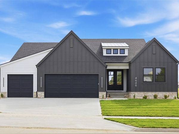 4648 173rd Street, Urbandale, IA 50111