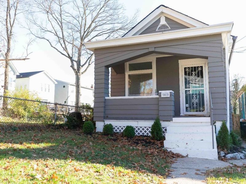 1909 Pogue Avenue, Cincinnati, OH 45208 Photo 1