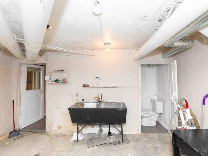 1909 Pogue Avenue, Cincinnati, OH 45208 Photo 17