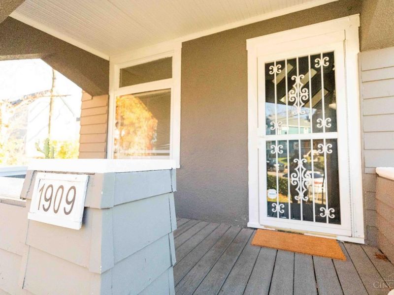 1909 Pogue Avenue, Cincinnati, OH 45208 Photo 2