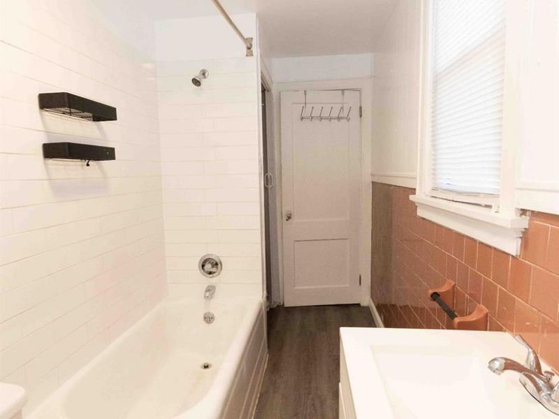 1909 Pogue Avenue, Cincinnati, OH 45208 Photo 9