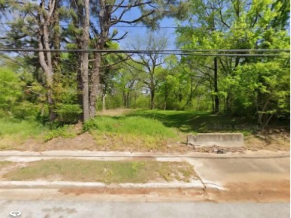 1036 FIELDS RD, Memphis, TN 38109