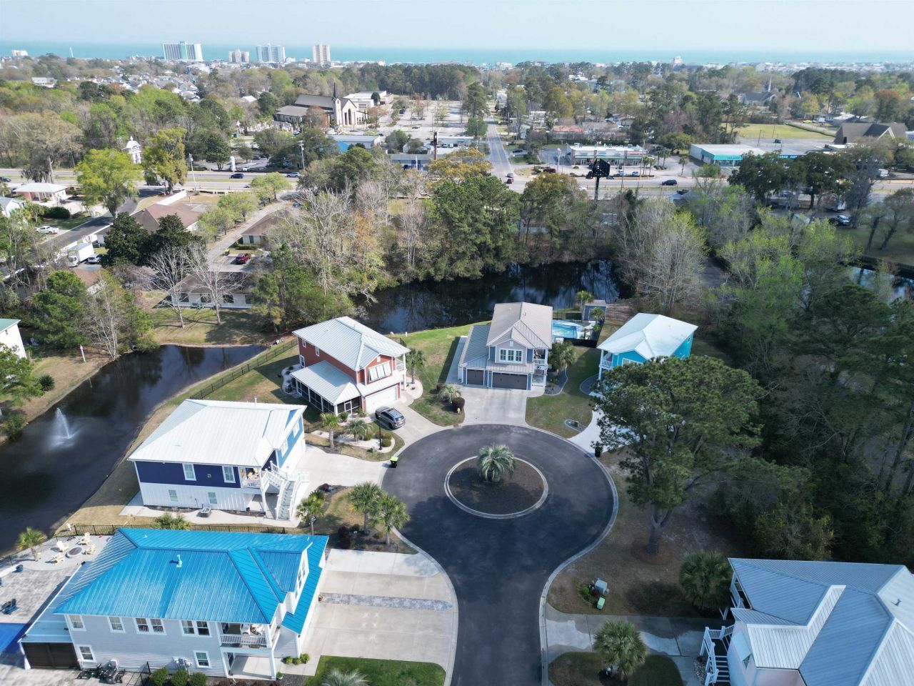 176 Lake Pointe Dr. Photo 4