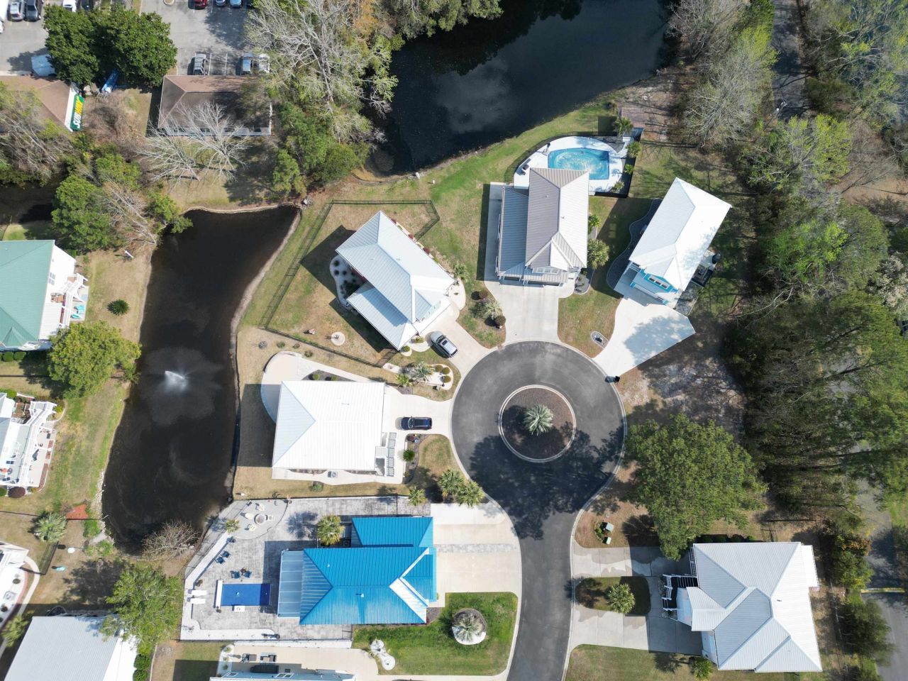 176 Lake Pointe Dr. Photo 8