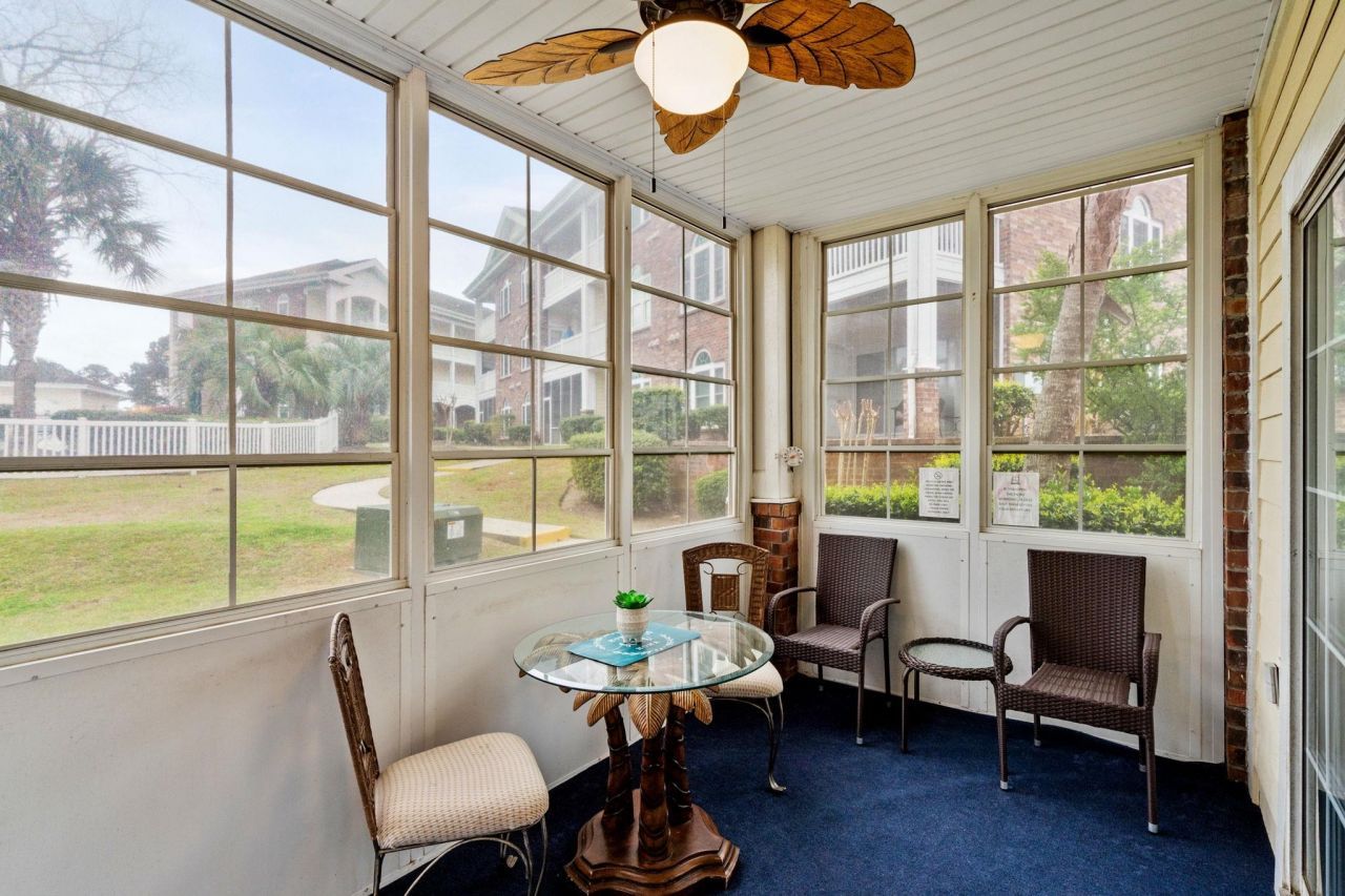 687 Riverwalk Dr.  Photo 17