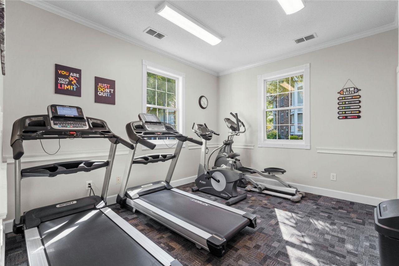 687 Riverwalk Dr.  Photo 43