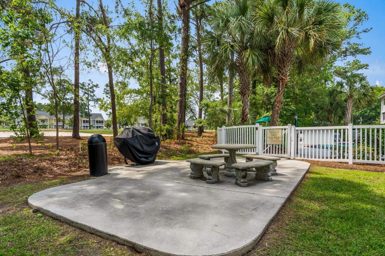 687 Riverwalk Dr.  Photo 44