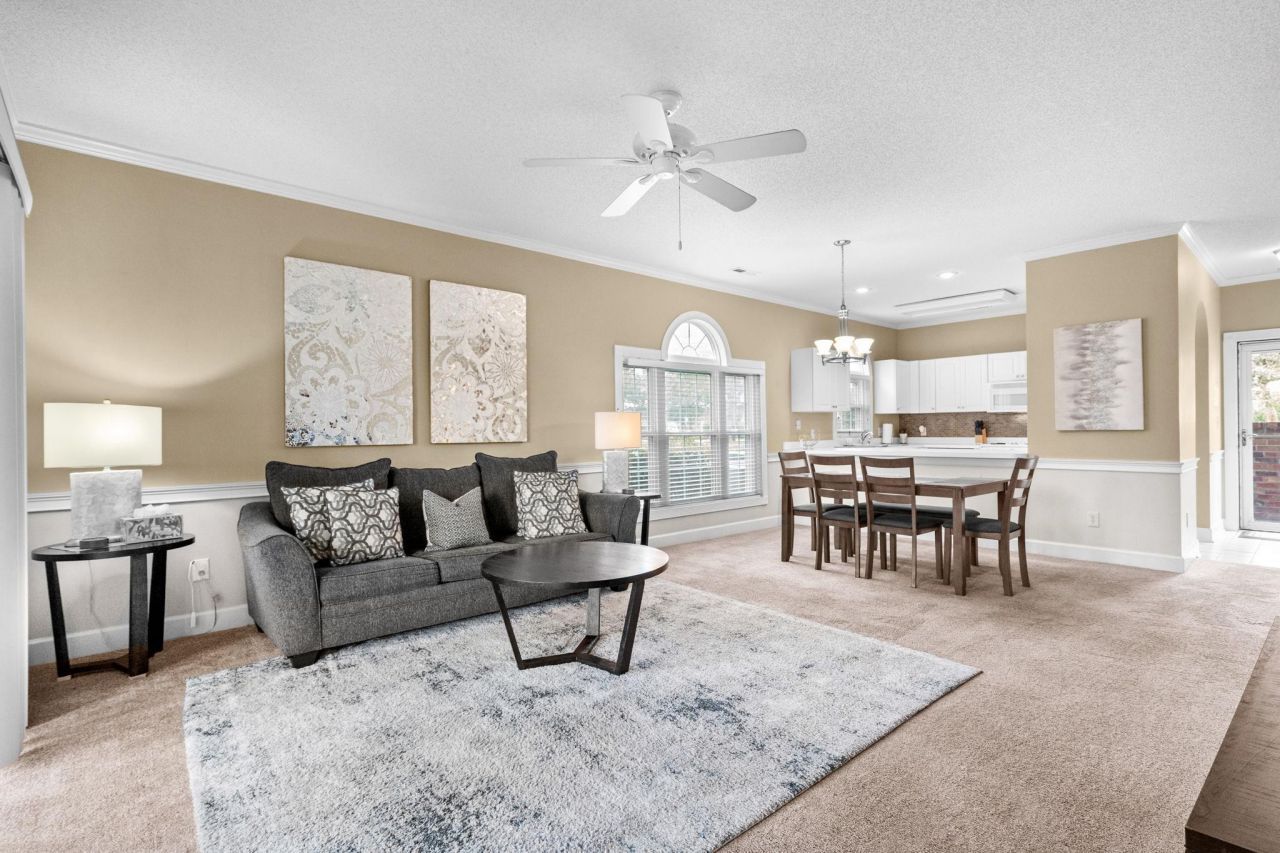 687 Riverwalk Dr.  Photo 9