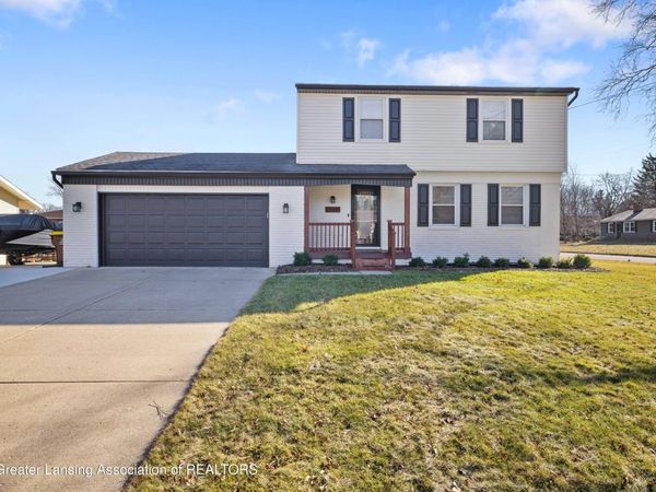 10088 Lafayette Lane, Dimondale, MI 48821