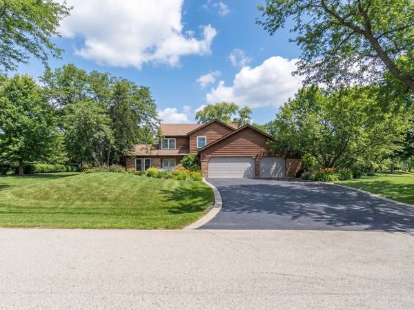 1602 Brittany Lane , Long Grove, IL 60047
