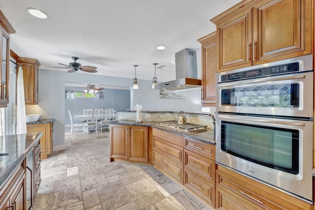 925 NE 25th Avenue, Pompano Beach, FL 33062 Photo