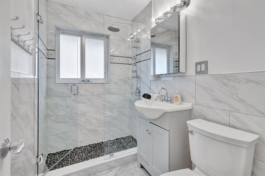 925 NE 25th Avenue, Pompano Beach, FL 33062 Photo