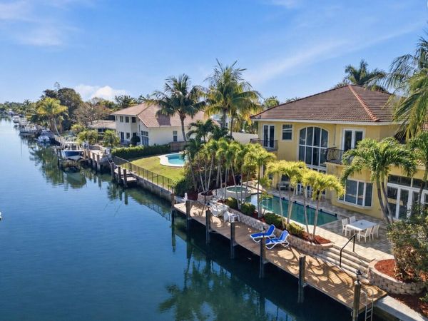 2221 NE 48th Court, Lighthouse Point, FL 33064