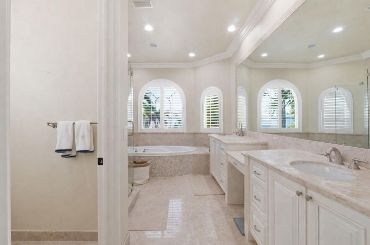 2221 NE 48th Court, Lighthouse Point, FL 33064 Photo