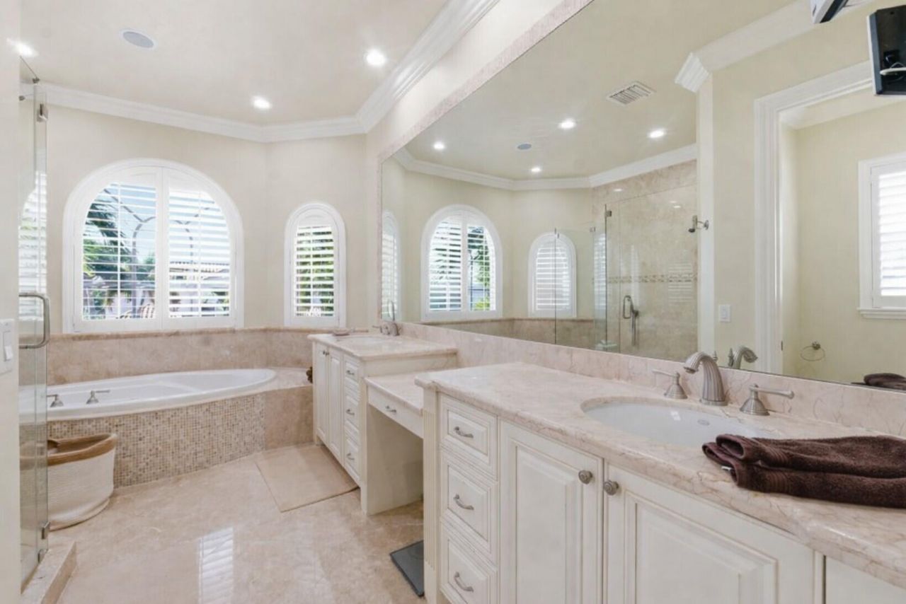 2221 NE 48th Court, Lighthouse Point, FL 33064 Photo