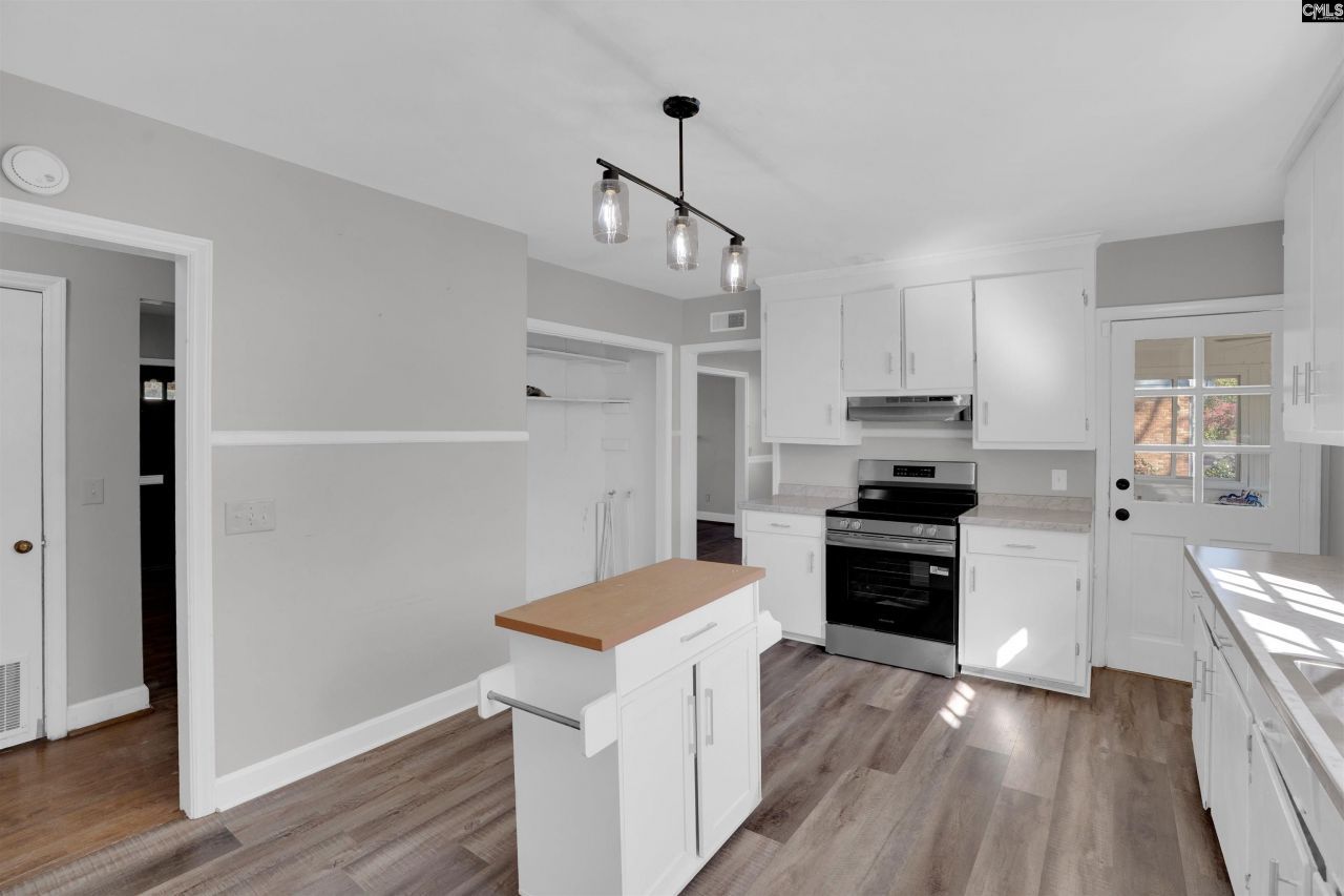 1108 S Beltline Boulevard  Photo 14