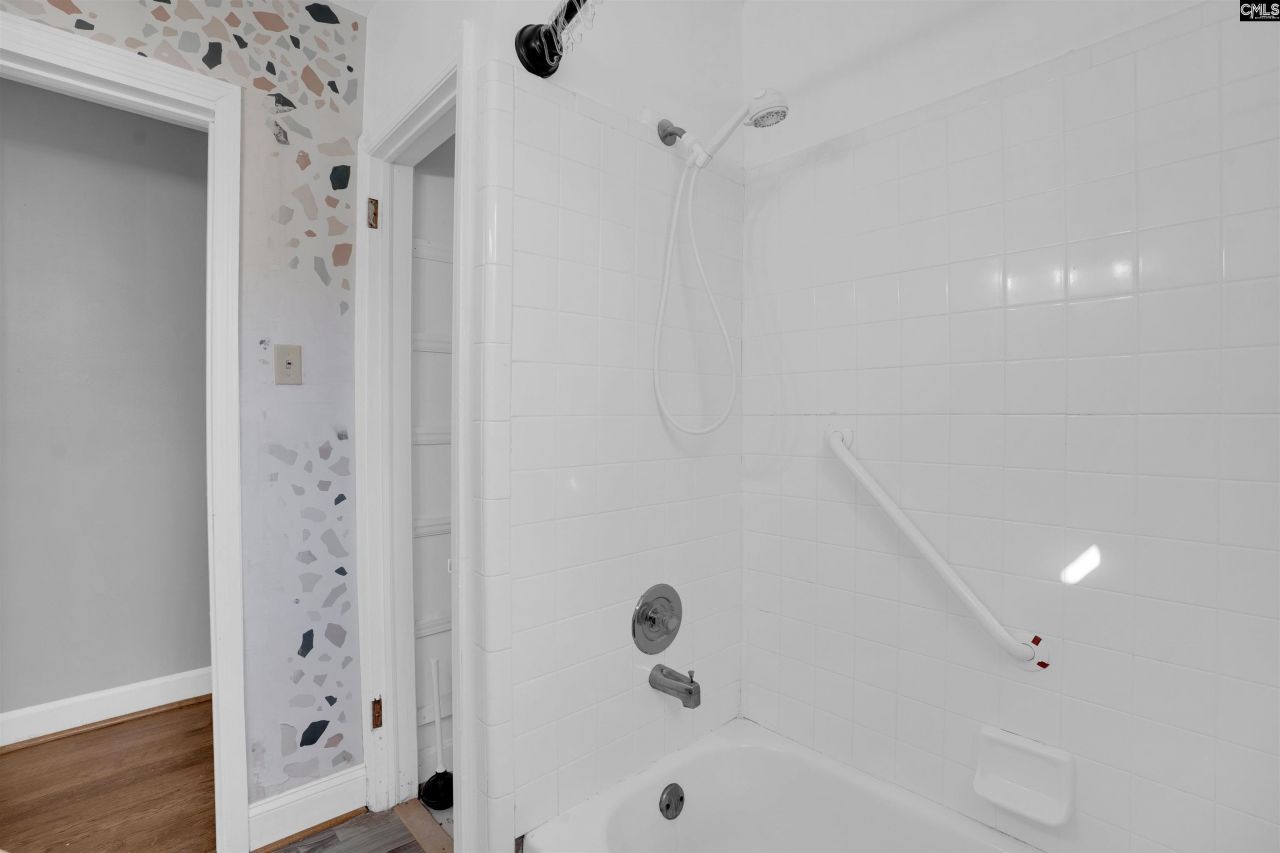 1108 S Beltline Boulevard  Photo 34