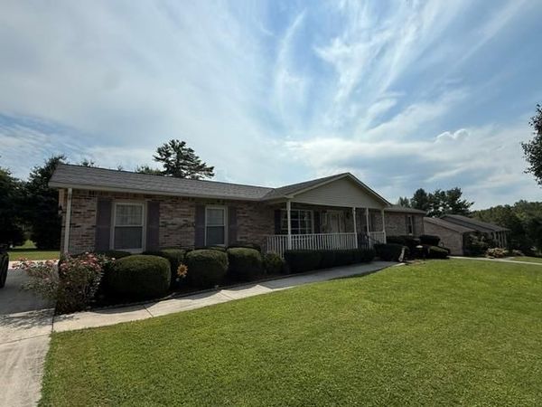 1656 Rosebank Ave, Cookeville, TN 38501