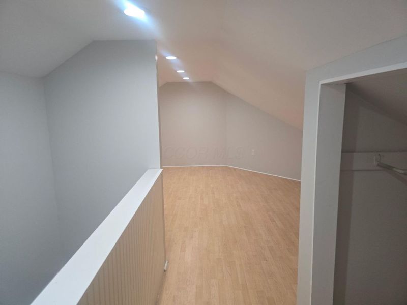 3950 Riverside Drive, Columbus, OH 43220 Photo 11