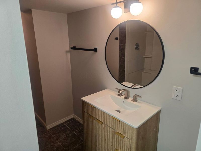 3950 Riverside Drive, Columbus, OH 43220 Photo 27