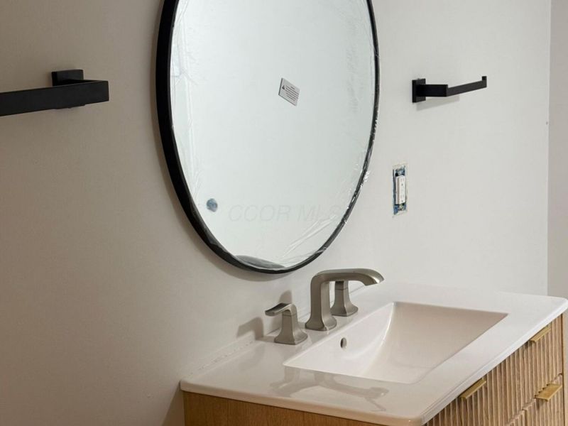 3950 Riverside Drive, Columbus, OH 43220 Photo 29