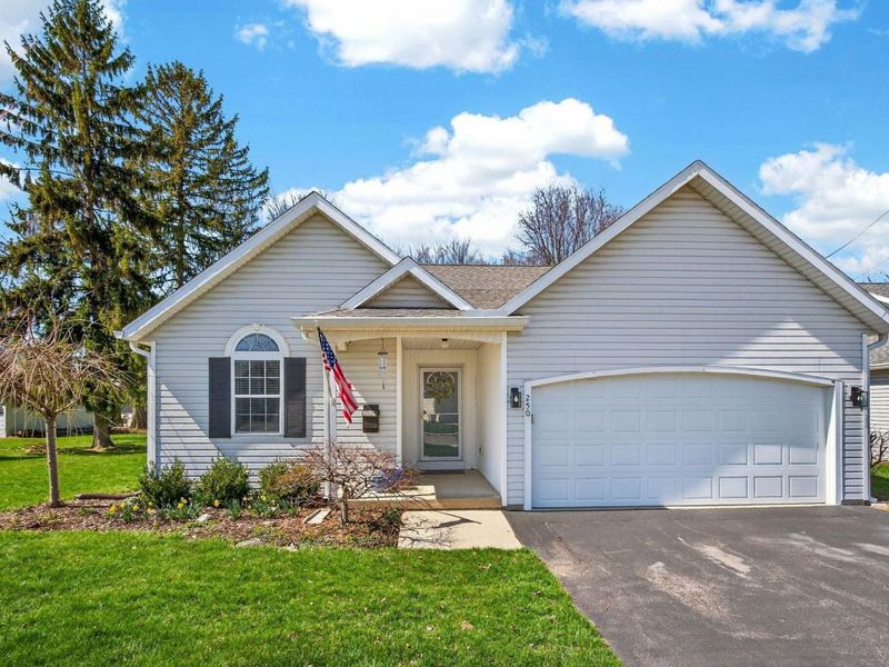 250 Gay Street, Plain City, OH 43064 Photo 1