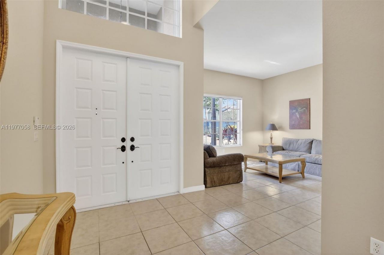 19151 N Hibiscus St , Weston, FL 33332 Photo