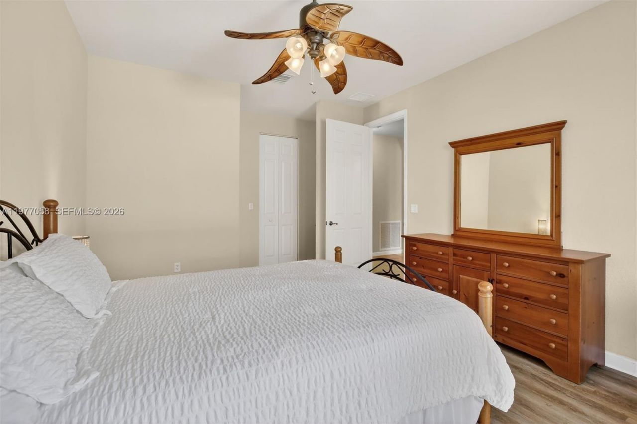 19151 N Hibiscus St , Weston, FL 33332 Photo