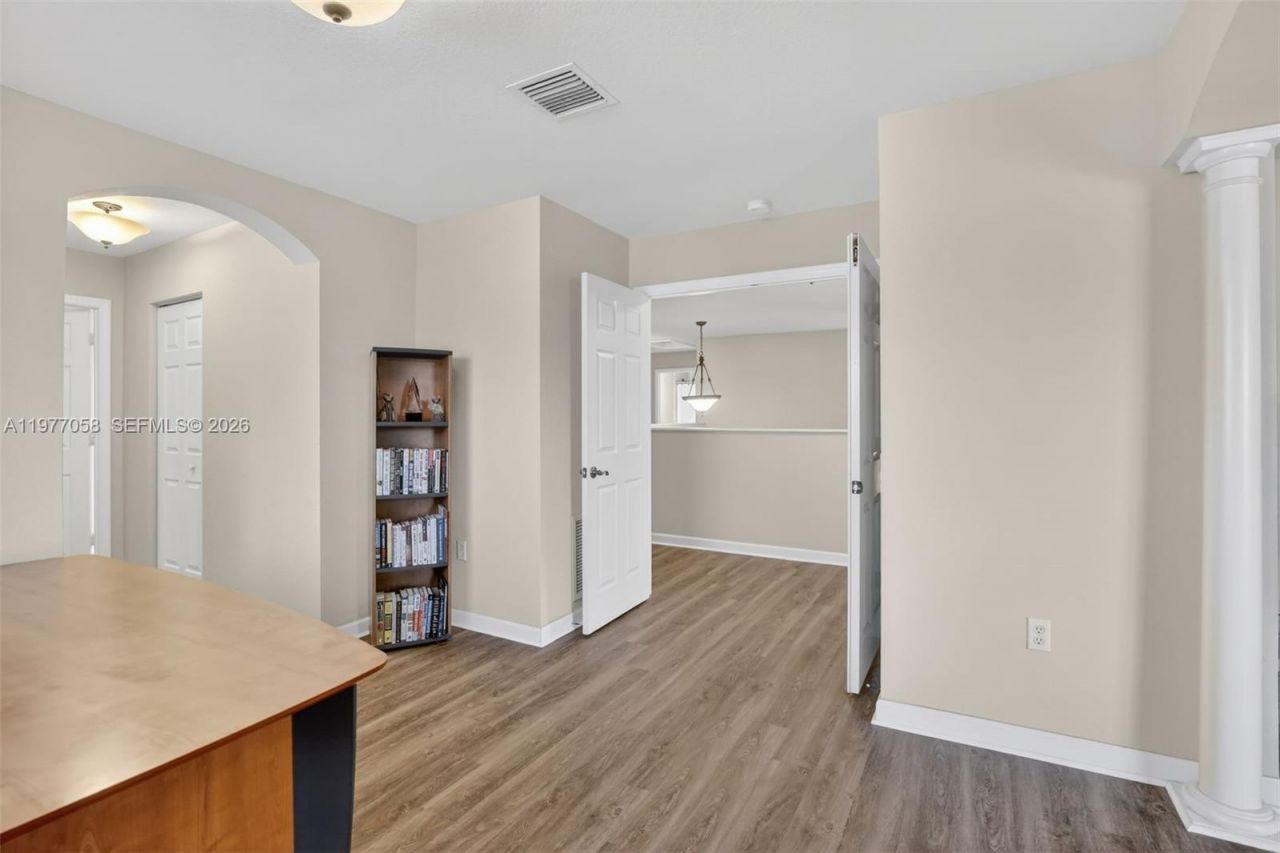 19151 N Hibiscus St , Weston, FL 33332 Photo