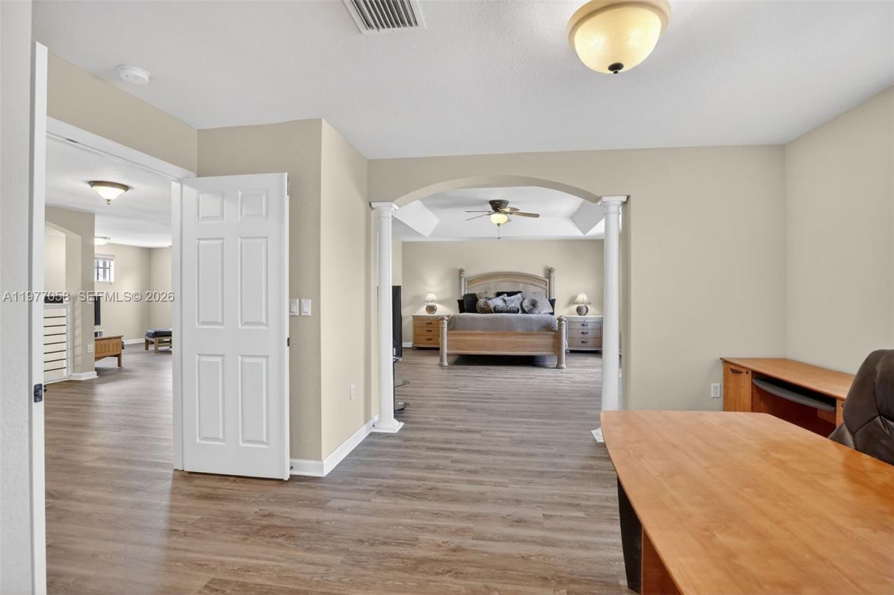 19151 N Hibiscus St , Weston, FL 33332 Photo