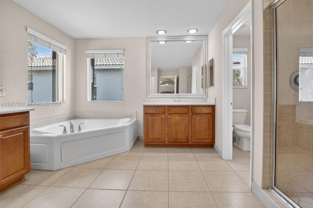 19151 N Hibiscus St , Weston, FL 33332 Photo