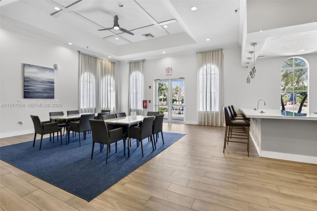 19151 N Hibiscus St , Weston, FL 33332 Photo