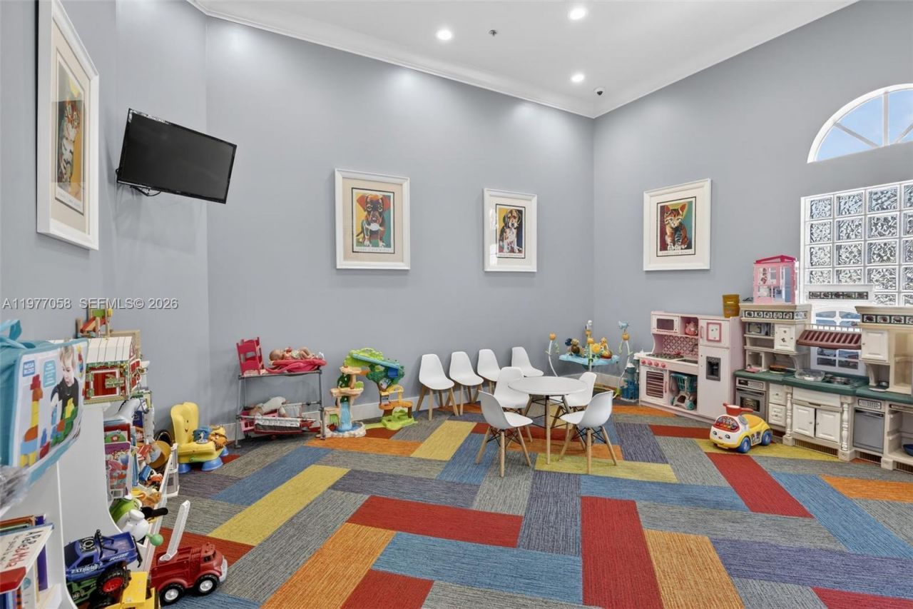 19151 N Hibiscus St , Weston, FL 33332 Photo