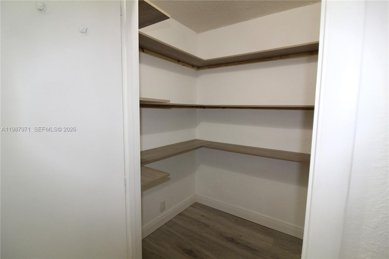 5160 SW 8th St , Margate, FL 33068 Photo