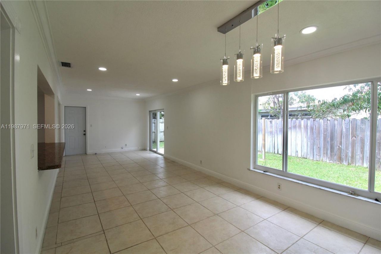 5160 SW 8th St , Margate, FL 33068 Photo