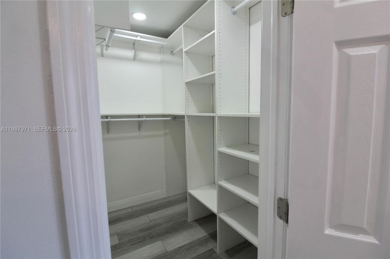 5160 SW 8th St , Margate, FL 33068 Photo