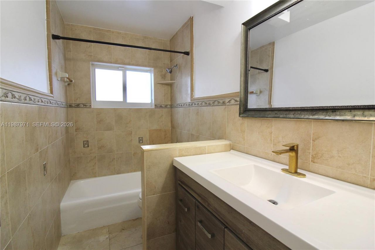 5160 SW 8th St, Margate, FL 33068 Photo