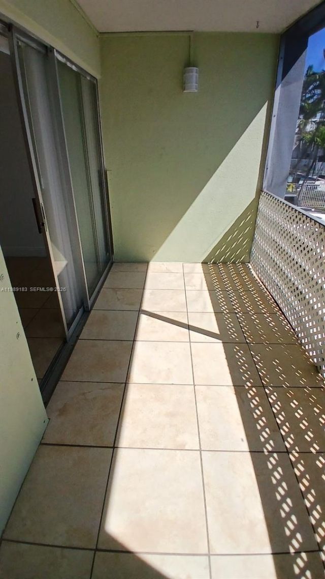 8782 SW 12th St , Unit 208, Miami, FL 33174 Photo