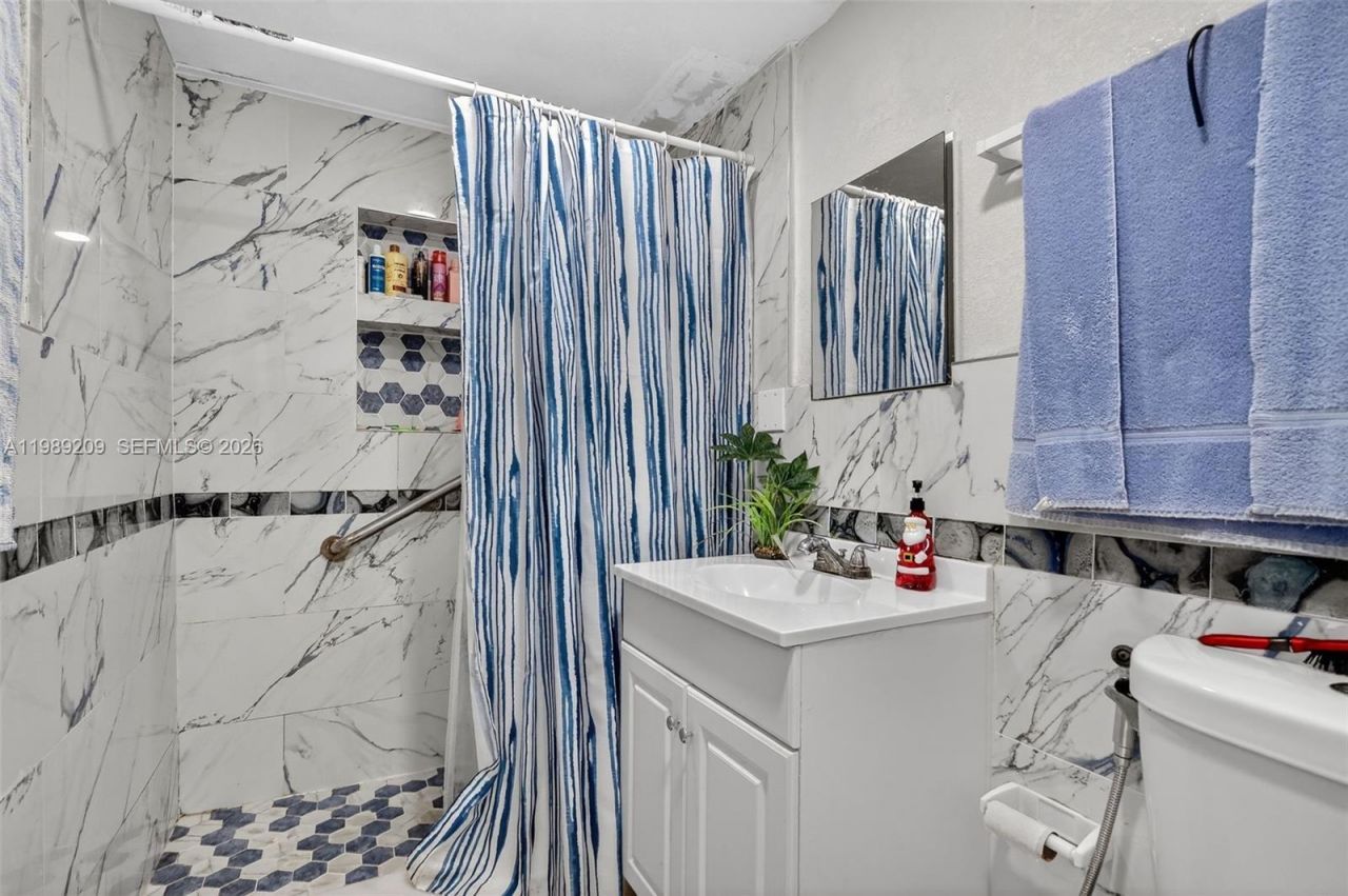 1680 NW 122nd St , North Miami, FL 33167 Photo