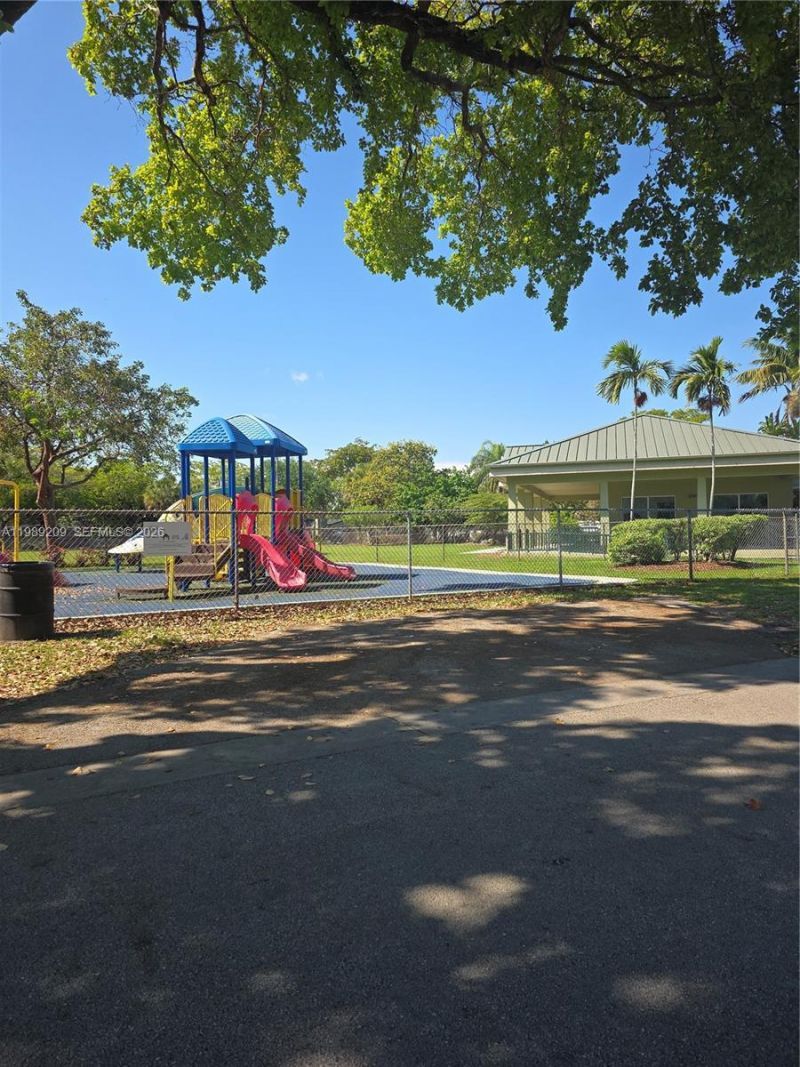 1680 NW 122nd St , North Miami, FL 33167 Photo